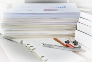 特定技能制度の定期届出が年1回に変更！必要書類や提出方法、登録支援機関による届出などについて