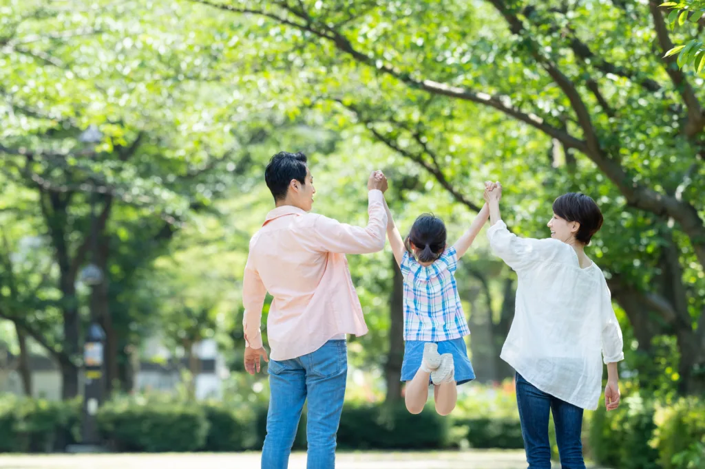 家族滞在ビザの条件とは？必要書類・申請の流れから就労制限まで徹底解説