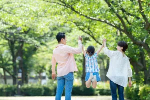 家族滞在ビザの条件とは？必要書類・申請の流れから就労制限まで徹底解説
